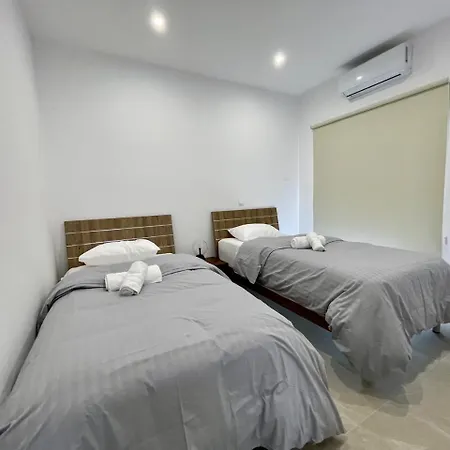 Downtown Apartament *