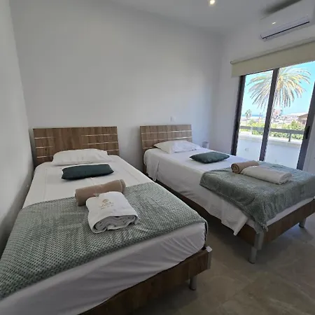 Lazuli Center Ap 12 Larnaca