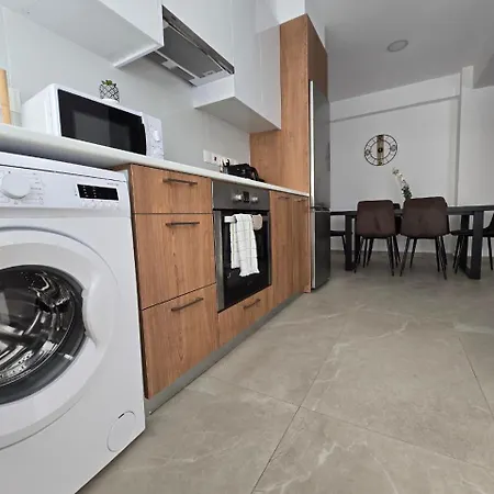 Apartment Lazuli Center Ap 12 Larnaca