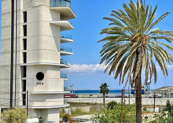 Downtown Apartmán Larnaca